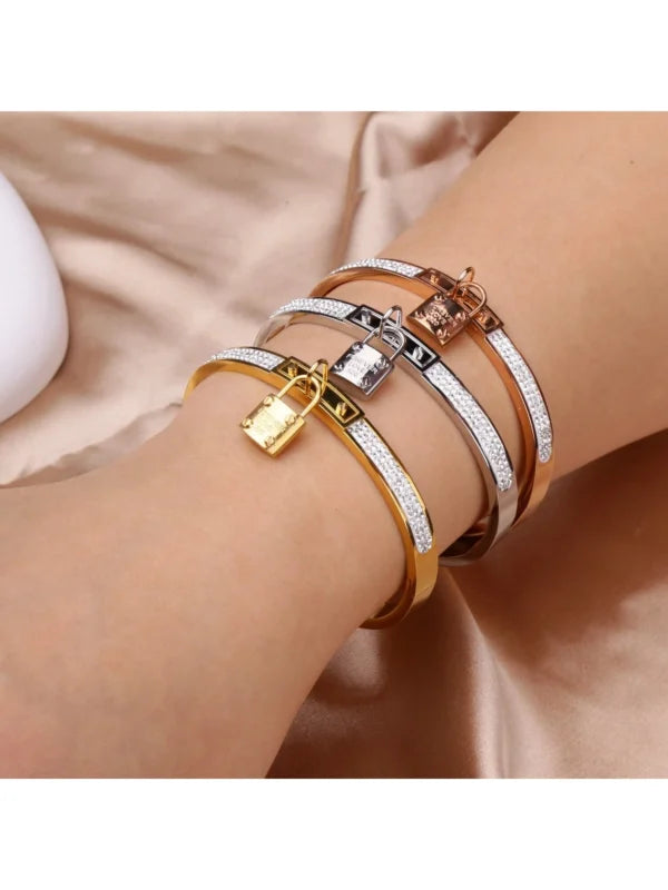 1pc Fashionable Luxurious Stainless Steel Silver Lock Bracelet