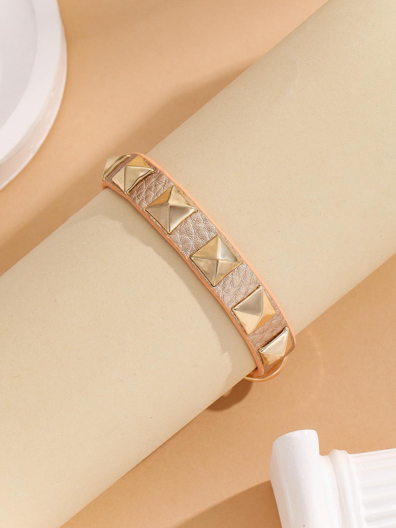 1pc Women's Rocker Pu Leather Triangle Rivet Motorcyle Bracelet
