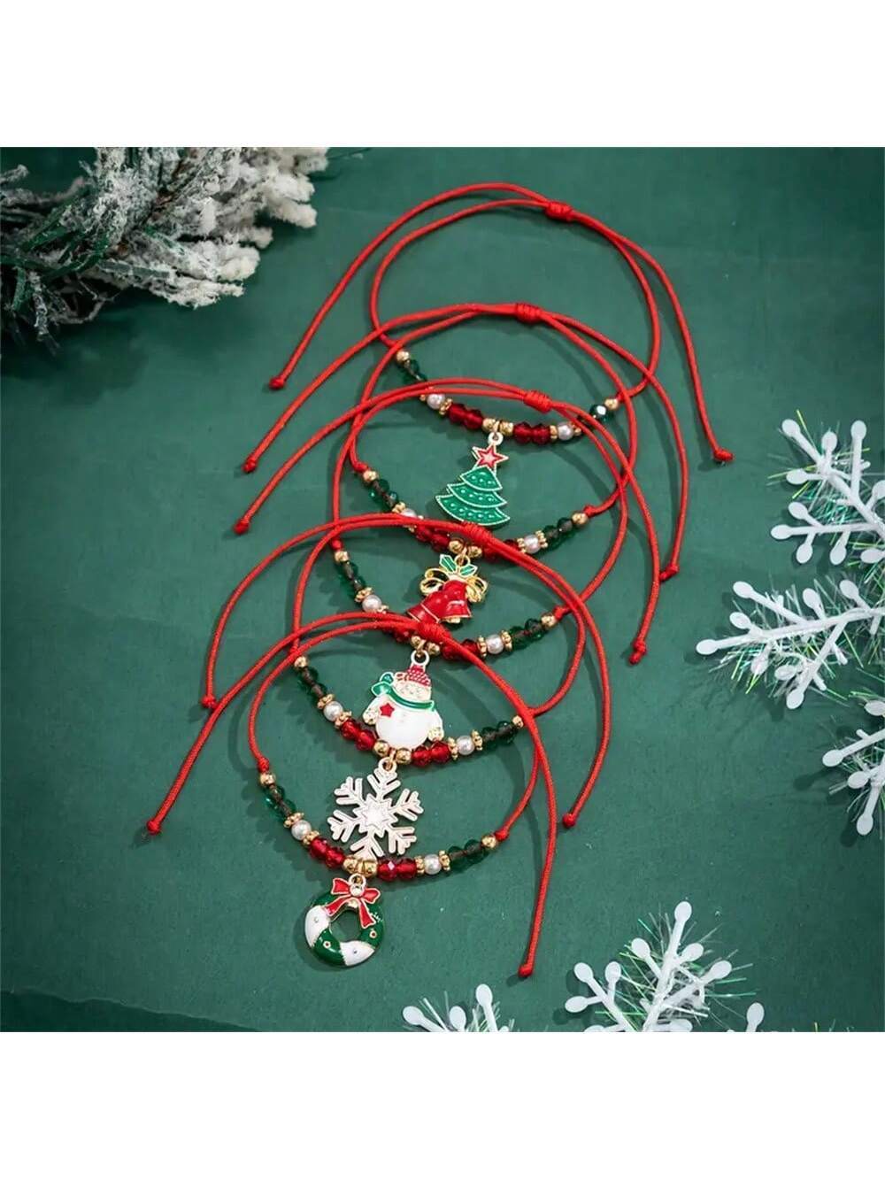 5pcs Christmas Santa Claus &amp; Snowflake Shaped Pendant Braided Bracelet