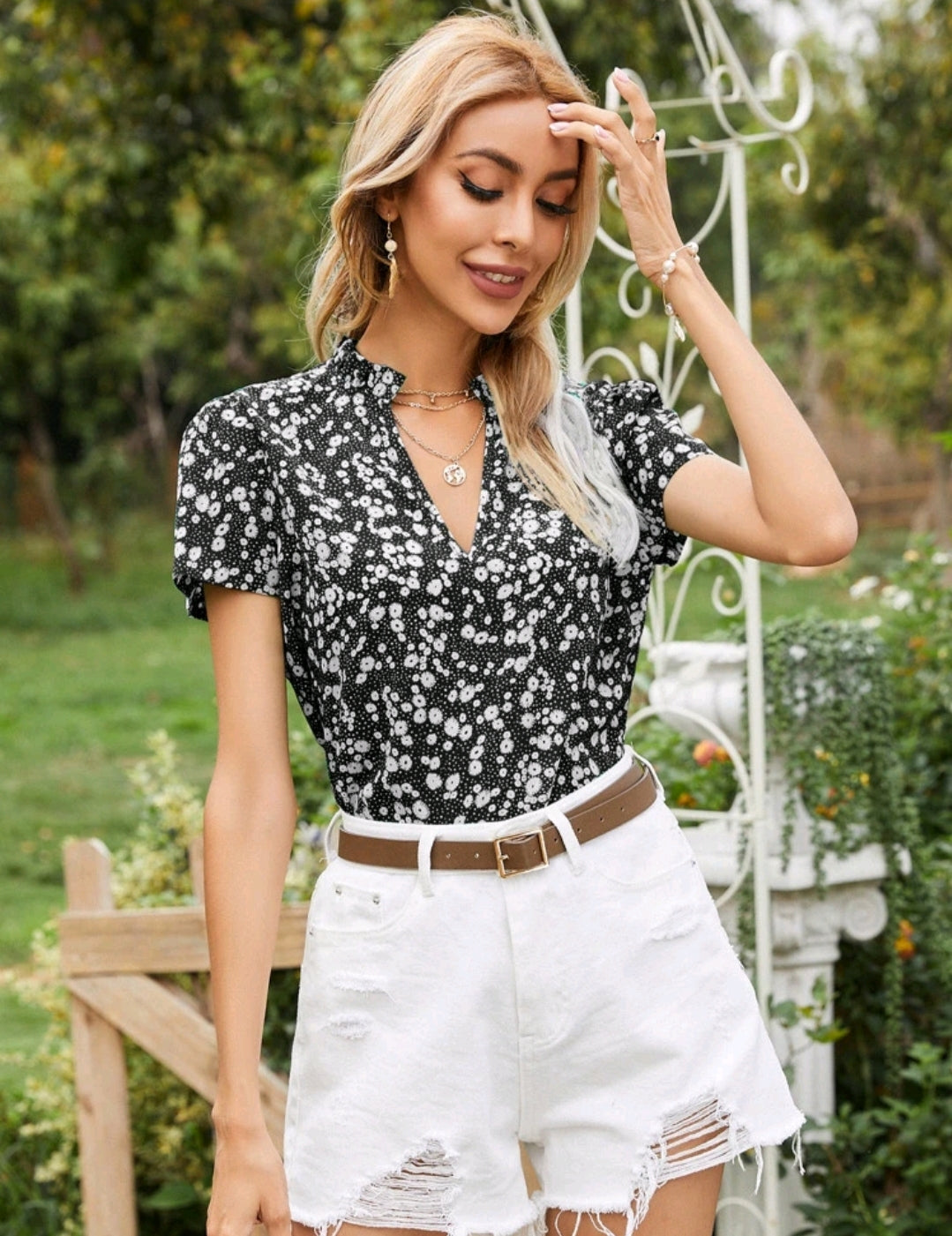 Ditsy Floral Notch Neck Blouse