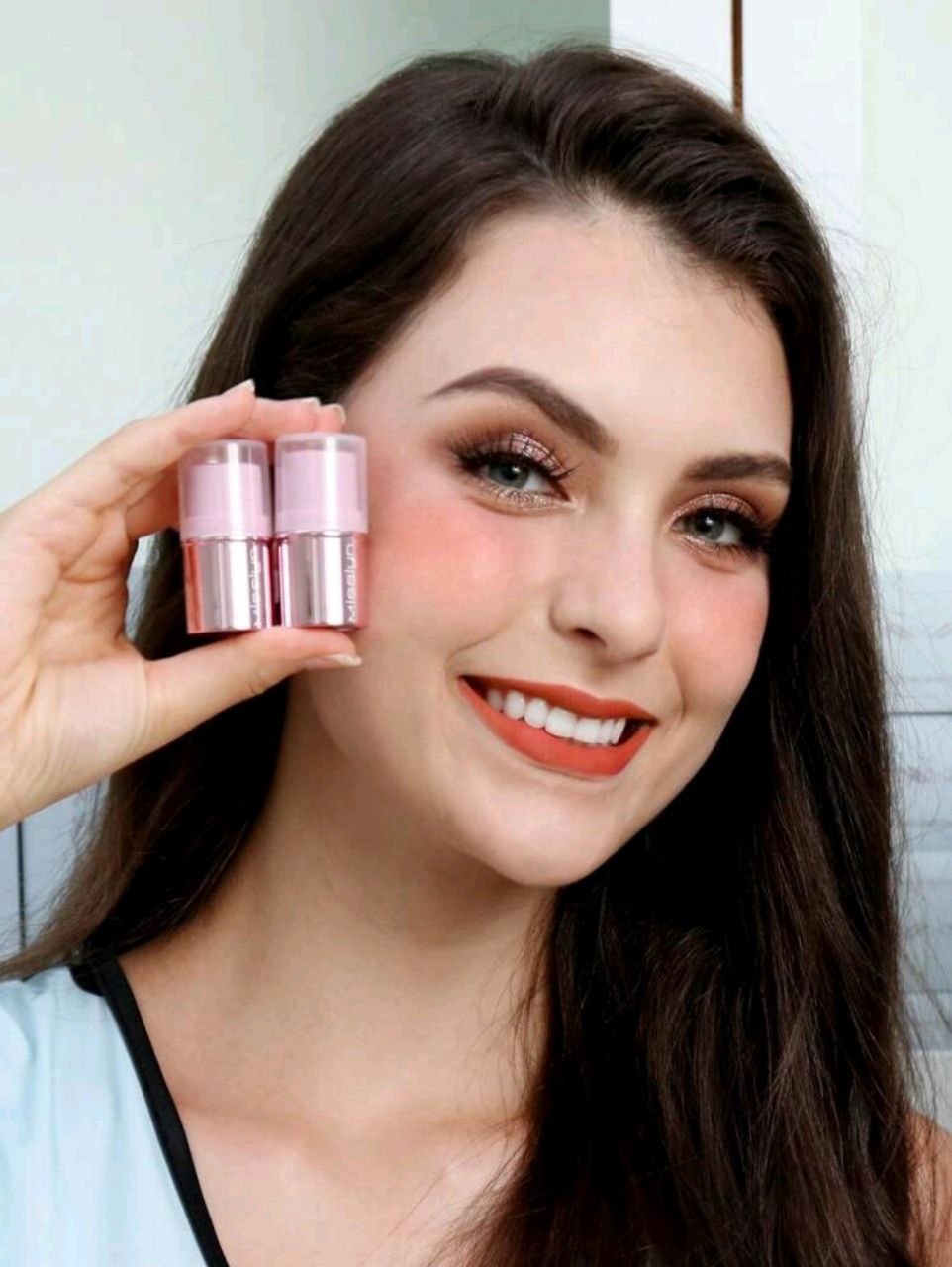 Multi Stick, Cream Multi Stick, Richly Pigmented &amp; Ultra Blendable Color, Easy To Blend For A Lightweight Makeup Finish, Light To Medium, Infused With Formula With Shea Butter&amp;Sunflower Seed Wax 02
