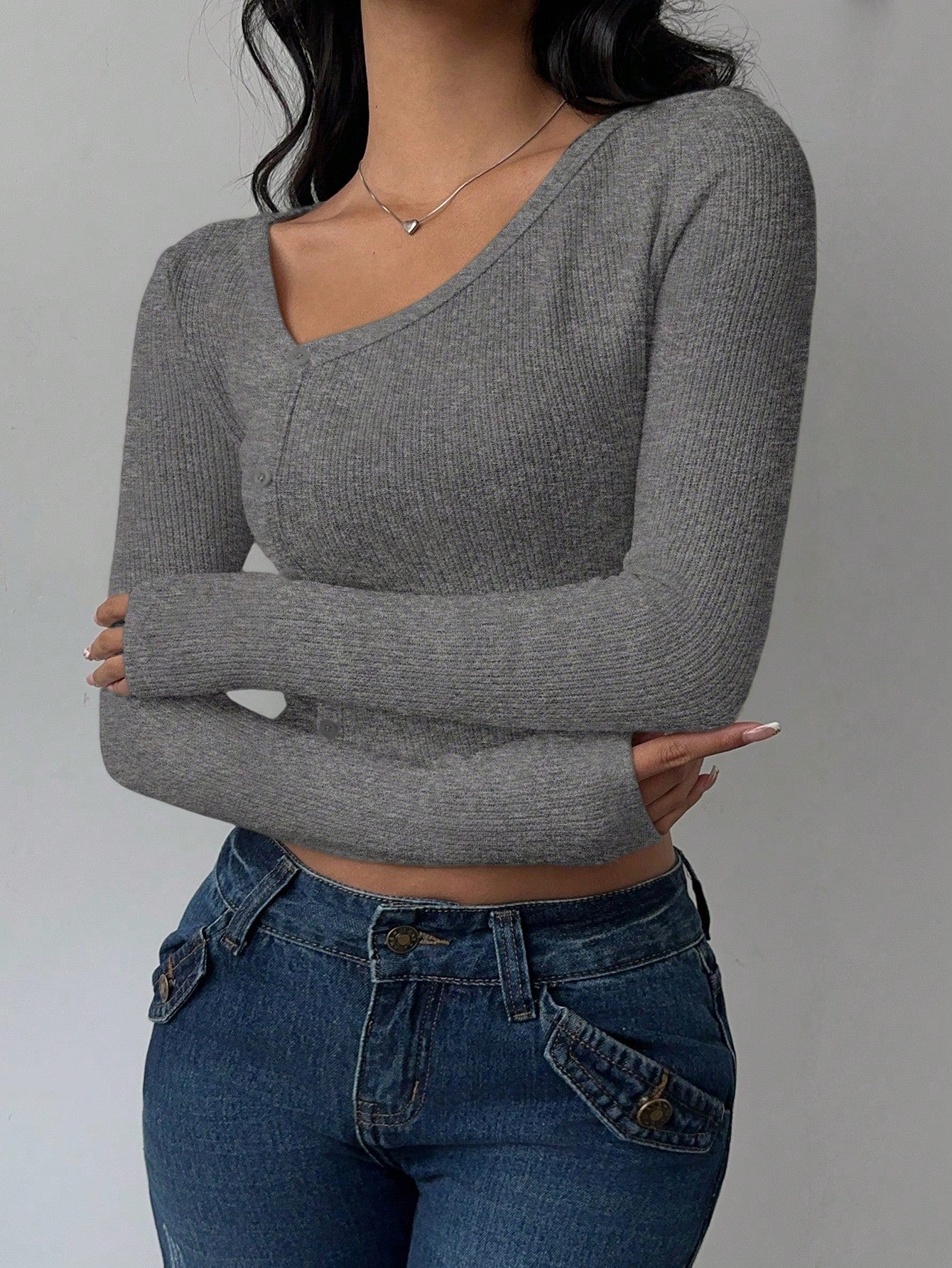 SHEIN BASICS Women's Casual Solid Color Knit Long Sleeve Slim-Fit Sweater