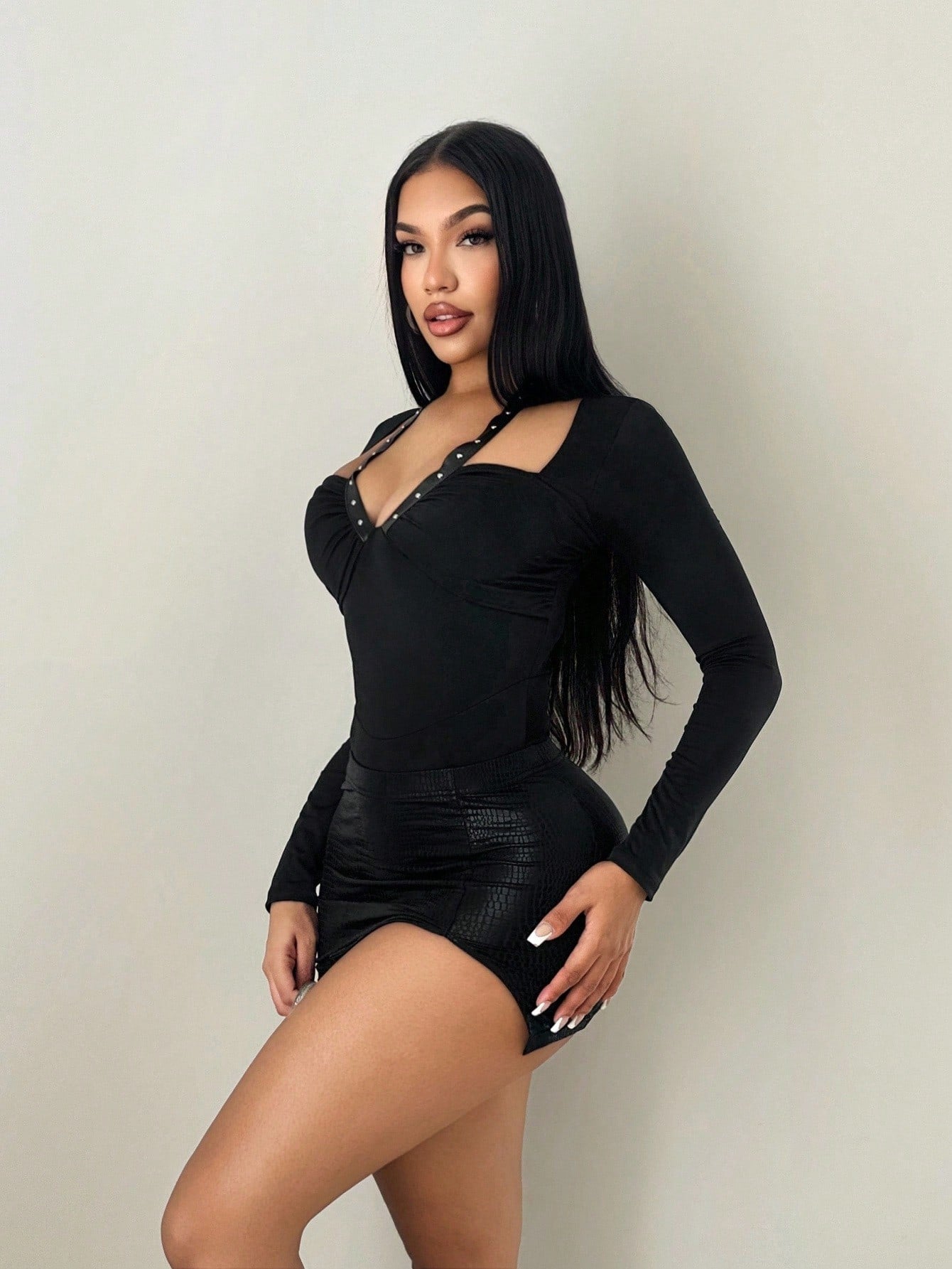 Sirith Women's Autumn/Winter Studded Knit Ruched Long Sleeve Bodysuit